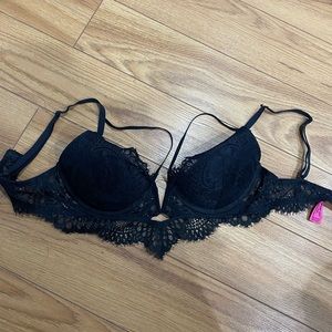 (Originally 52$) LaSenza Beyond Sexy Deep Plunge Bra 32D